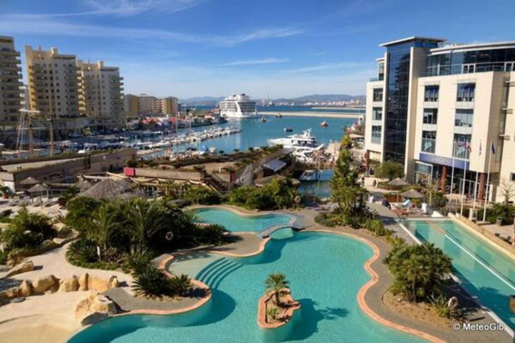 Gibraltar Luxury With Rooftop Pools & Views Exterior foto