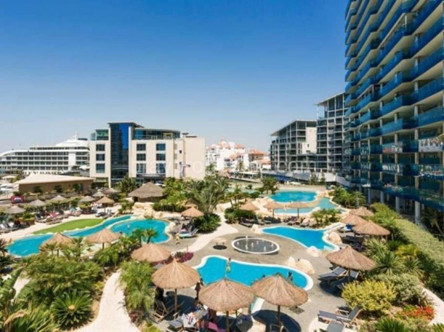 Gibraltar Luxury With Rooftop Pools & Views Exterior foto